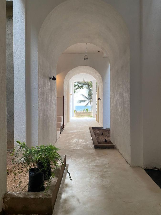 Pala Beach Villa Hikkaduwa Esterno foto